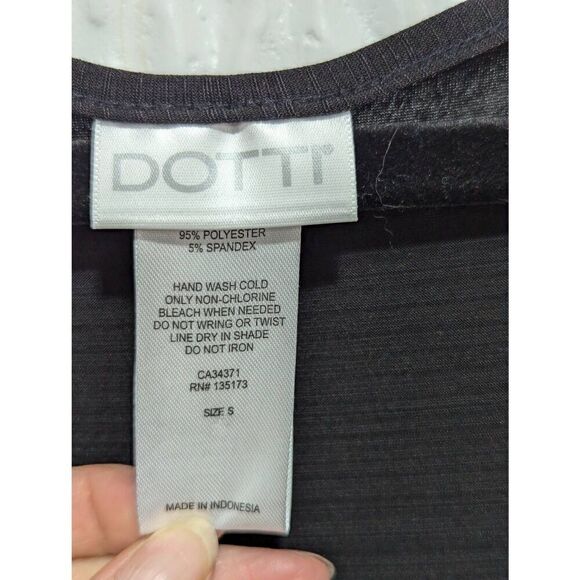 Dotti Women's Black Crew Neck Fringe Bottom Bat Sleeve Tunic Blouse Size Small - Picture 2 of 6